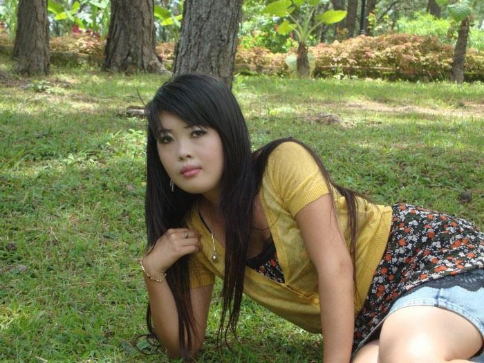 Watch Hmong Yaj Girl Tease Xxx In Hd Pics Daily Updates